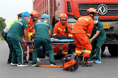 大足九龙道路救援